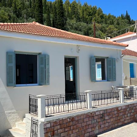 Modern Cottage On The Sea Vathí - Ítaca Exterior foto