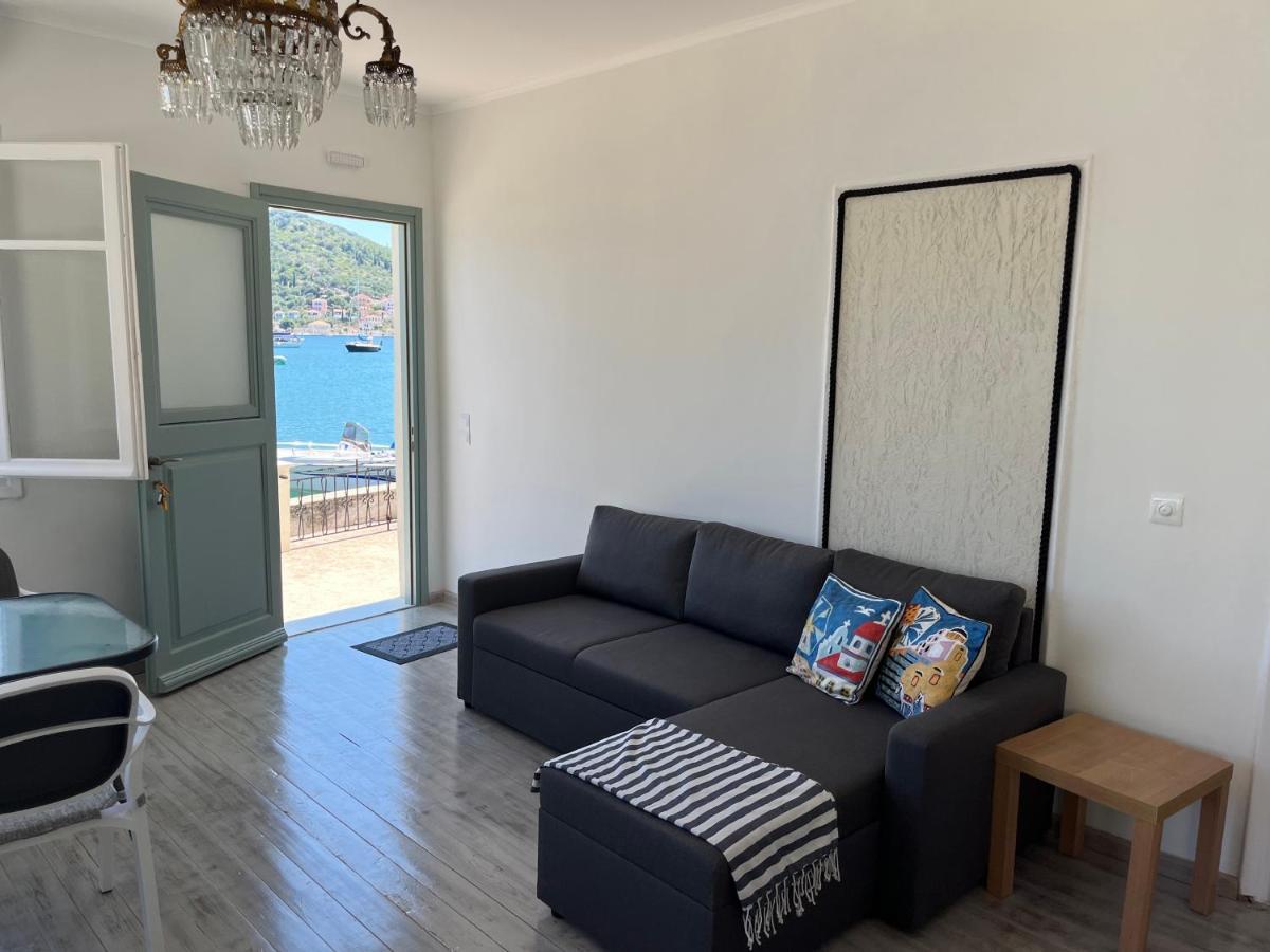 Modern Cottage On The Sea Vathí - Ítaca Exterior foto